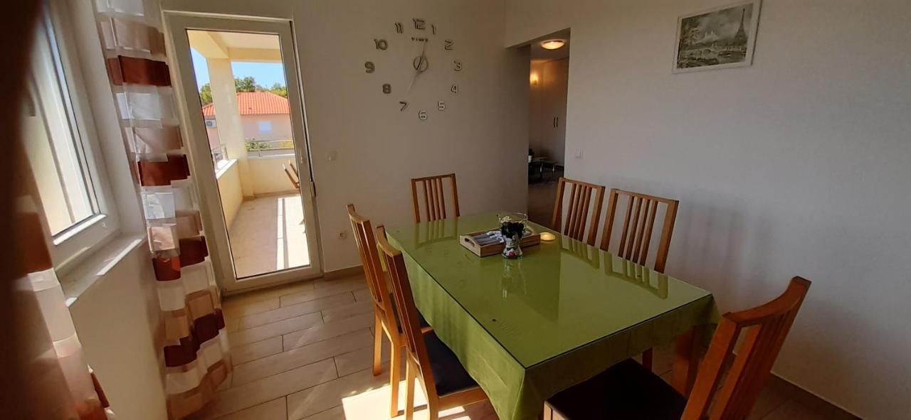 Apart Sa Terasom 250M Od Plaze,Parking,Wi Fi,Rostilj Trogir Dış mekan fotoğraf